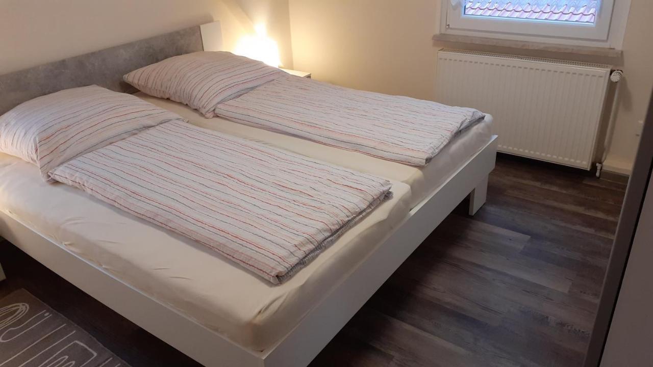 Familienurlaub In Ostfriesland Fuer Max 7 Pers In 2 Wohnungen, Auch Einzeln Wohnungen Utarp المظهر الخارجي الصورة