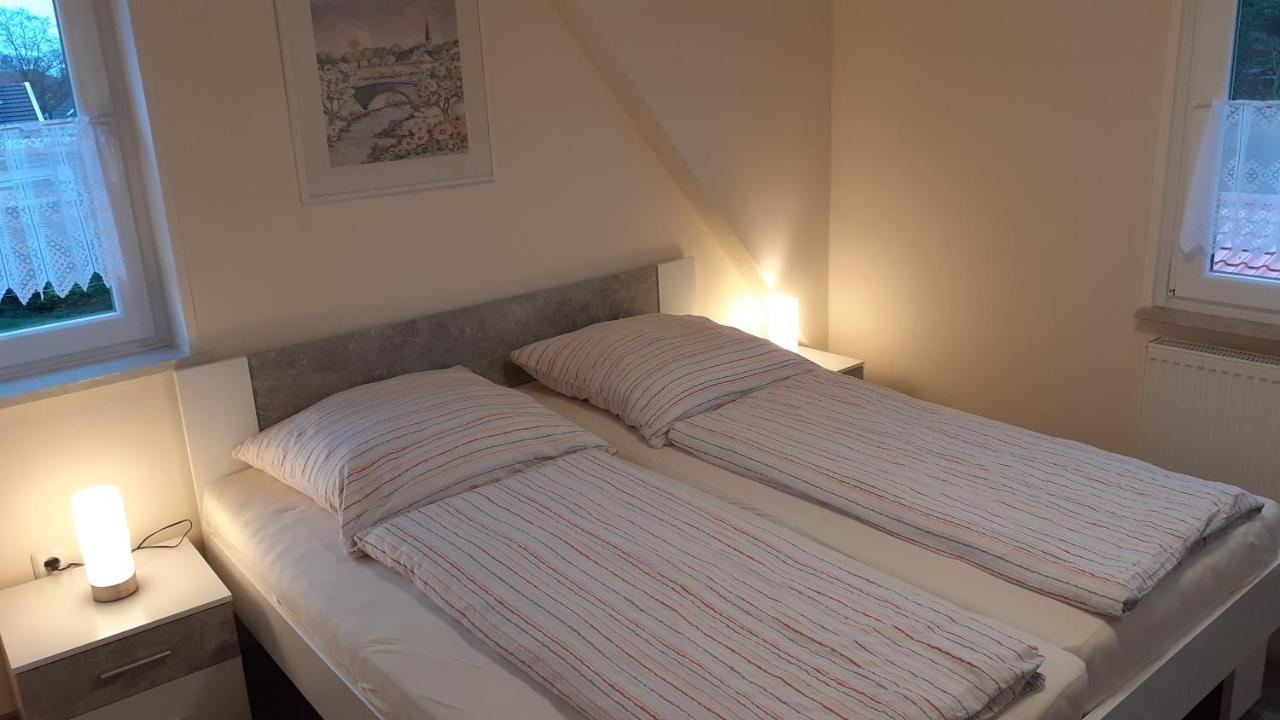 Familienurlaub In Ostfriesland Fuer Max 7 Pers In 2 Wohnungen, Auch Einzeln Wohnungen Utarp المظهر الخارجي الصورة